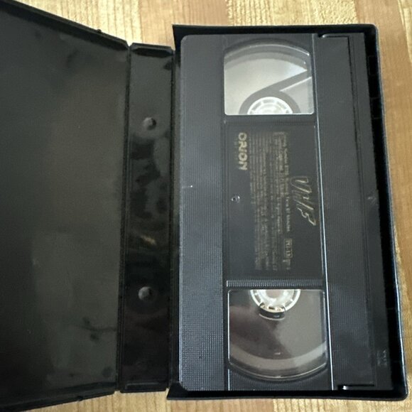 Vintage 1989 UHF Weird Al Yankovic VHS Video Orion Comedy Cult Horror Halloween - Picture 5 of 5